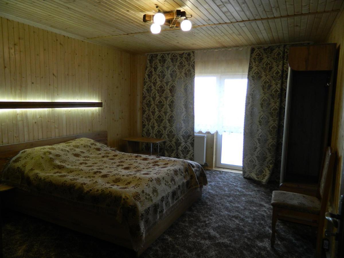 У Павла Hotel Яблуниця Екстериор снимка