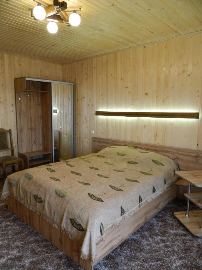 У Павла Hotel Яблуниця Екстериор снимка
